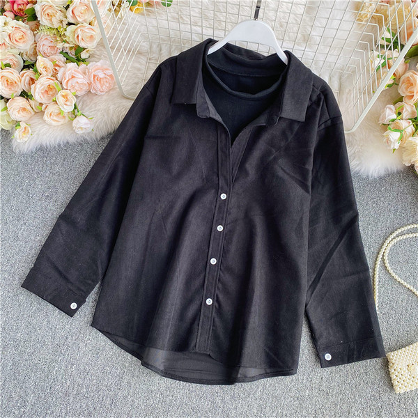 Naiste vabaaja särk nööpidega - asümmeetriline mudel