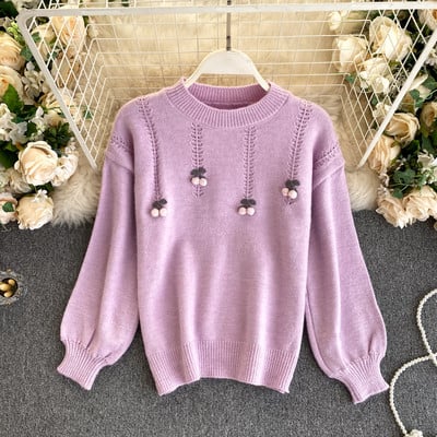 Naiste ümara kaelusega 3D-elemendiga sulekampsun