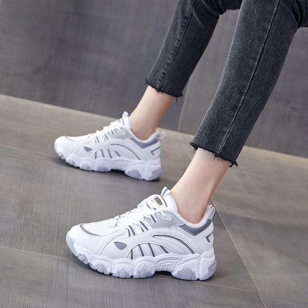 Kareda tallaga sügis-talviste tossude uus mudel