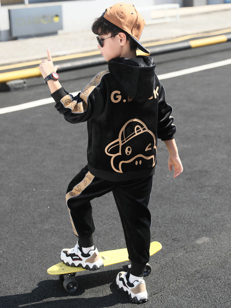 Vaikiškas kasdienis rinkinys berniukams iš kelnių ir megztinio