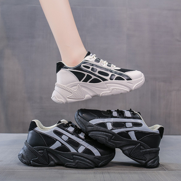 Kõrge kareda tallaga sügis-talvised tossud