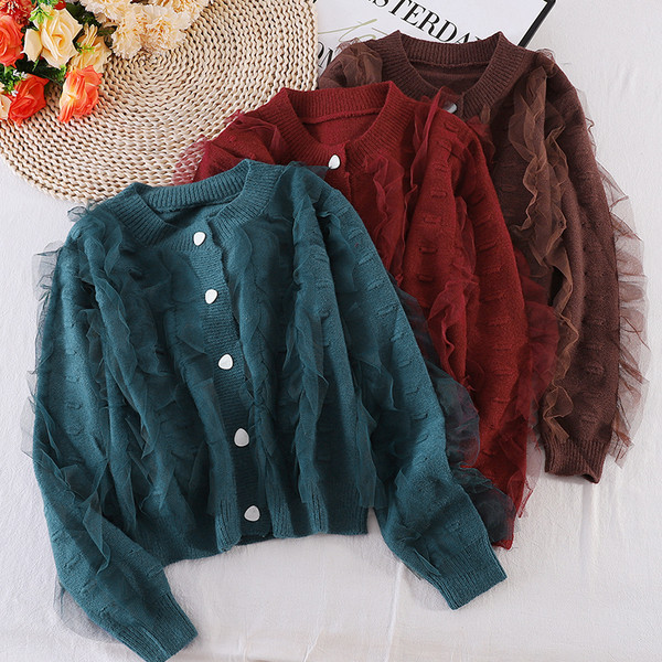 Kootud naiste vest ovaalse krae ja tülliga