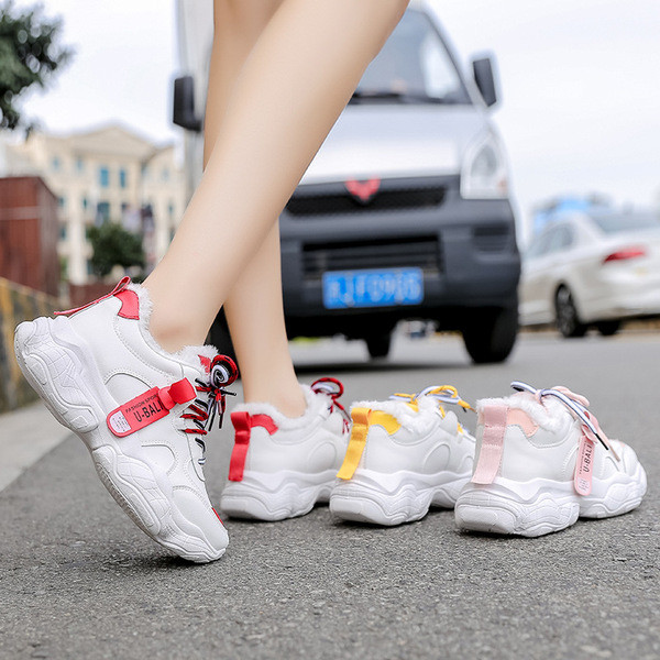 Naiste sooja voodri ja paeltega tossud