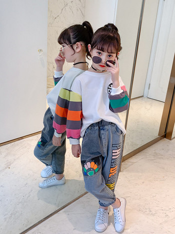Детски модерен комплект за момичета от дънки и блуза