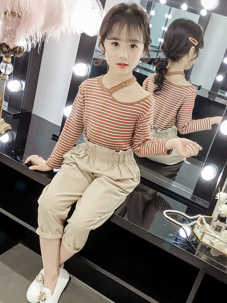 Moderan dječji komplet za djevojčice od prugaste bluze i hlača