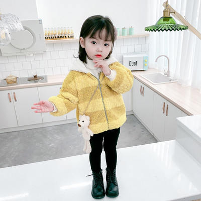 Kapuutsi ja lukuga igapäevane laste jope tüdrukutele