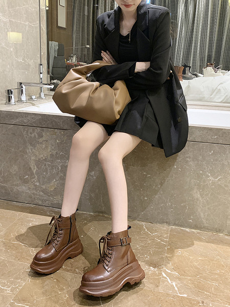 Naiste vabaaja saapad kõrge tallaga ökonahast paeltega