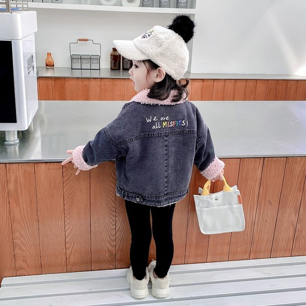 Tüdrukutele sobiv vabaaja naiste teksajakk sule ja pealdisega