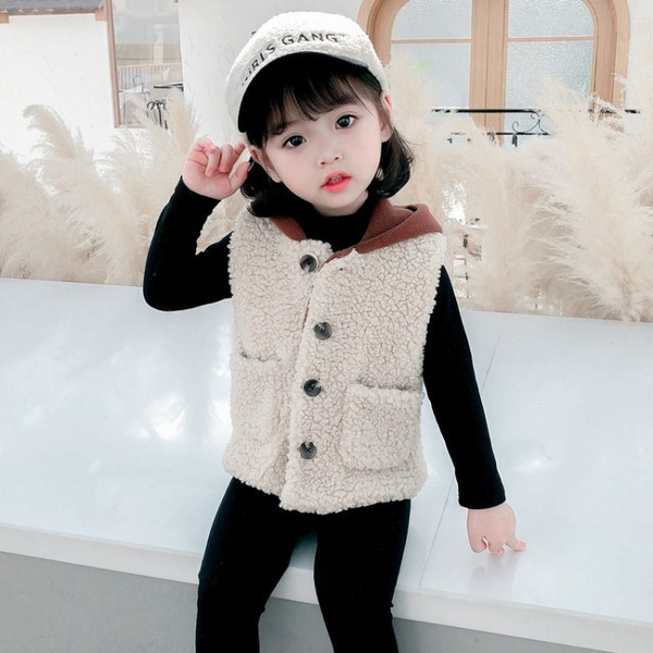 Igapäevane laste sulevest nööpide ja kapuutsiga beež