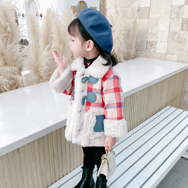 Uue mudeli talve ruuduline mantel tüdrukutele