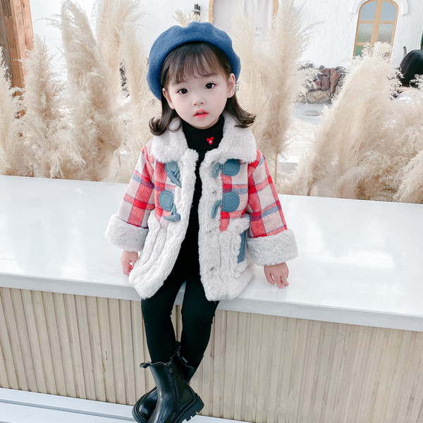 Uue mudeli talve ruuduline mantel tüdrukutele