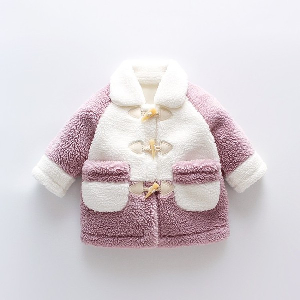 Moderna dječja perjanica s gumbima i džepovima