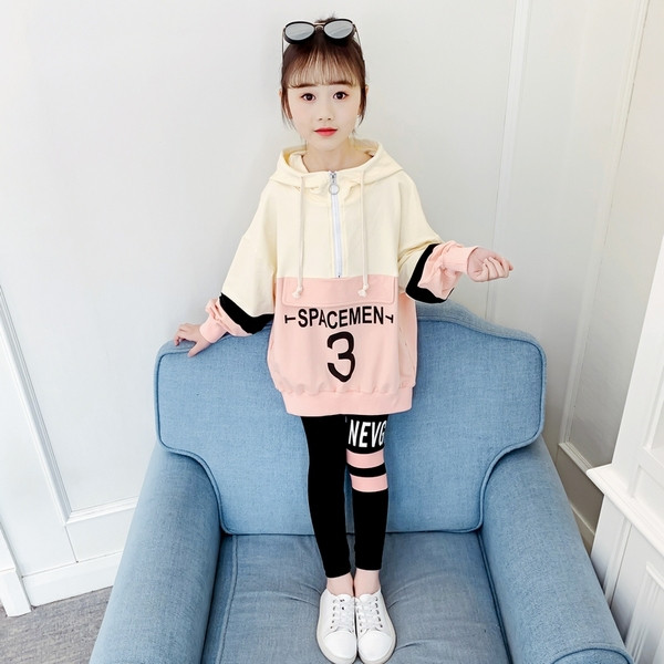 Igapäevane lastekomplekt tüdrukutele sääristest ja dressipluusidest