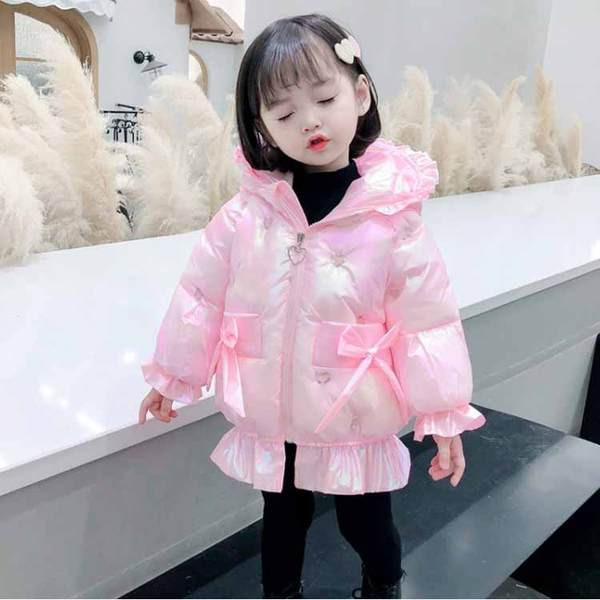 Moodne kapuutsi ja paeltega laste jope tüdrukutele