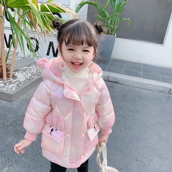 Zimska dječja jakna s kapuljačom i 3D elementima za djevojčice