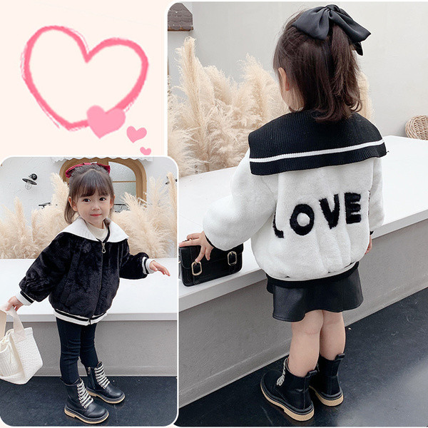 Χνουδωτό μπουφάν για κορίτσια με επιγραφή και τσέπες