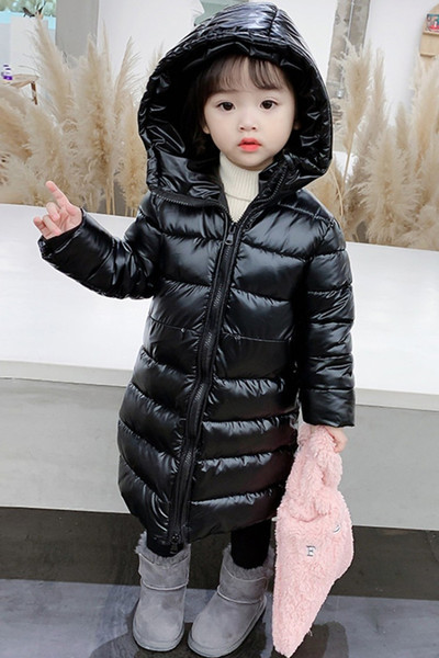 Laste vabaaja tõmbluku ja kapuutsiga must jope