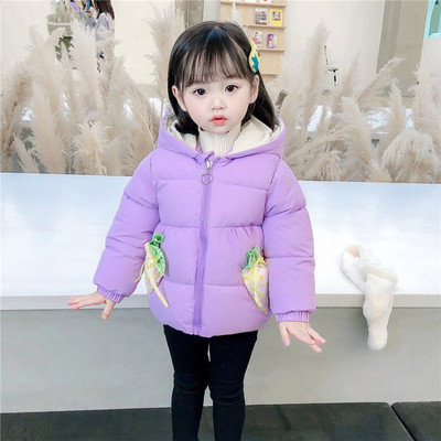 Tüdrukutele sobiv taskute ja salliga igapäevane laste talvejope