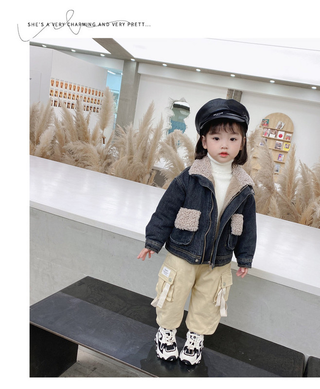 Dječja traper jakna za djevojčice s mekom postavom u crnoj boji