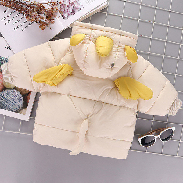 Laste jope tüdrukutele ja poistele, mille kapuutsil on 3D element