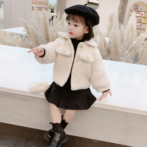 Laste vabaaja sulejope 3D elemendi ja pealdisega