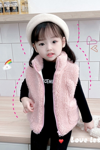 Kohev lukuga ja taskutega lastevest tüdrukutele