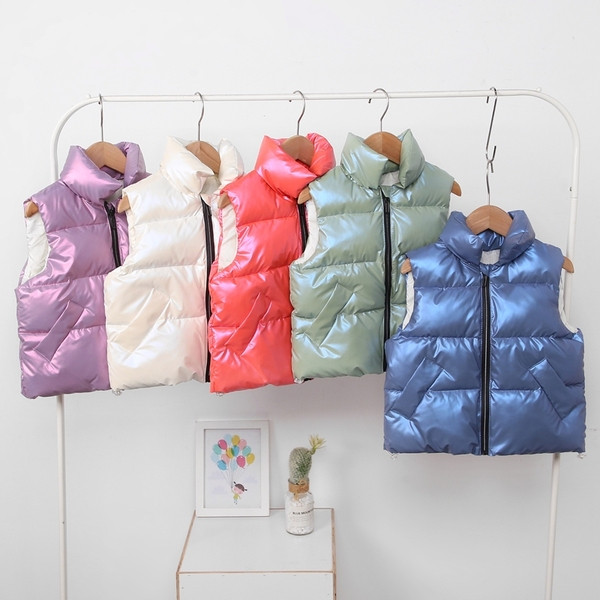 Lukuga ja läikiva efektiga lastevest - sobib tüdrukutele ja poistele