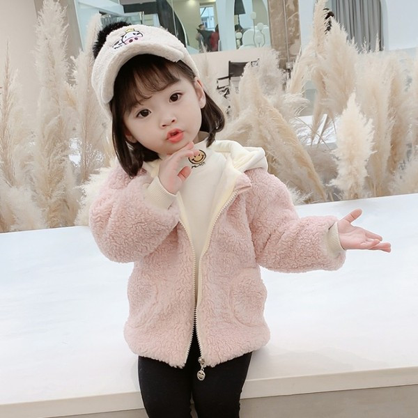 Γυναικείο casual μπουφάν με τρισδιάστατο στοιχείο και κουκούλα