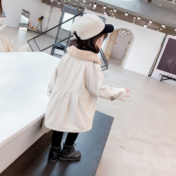 Moodne laste sügisjope, mis sobib tüdrukutele beežis värvitoonis