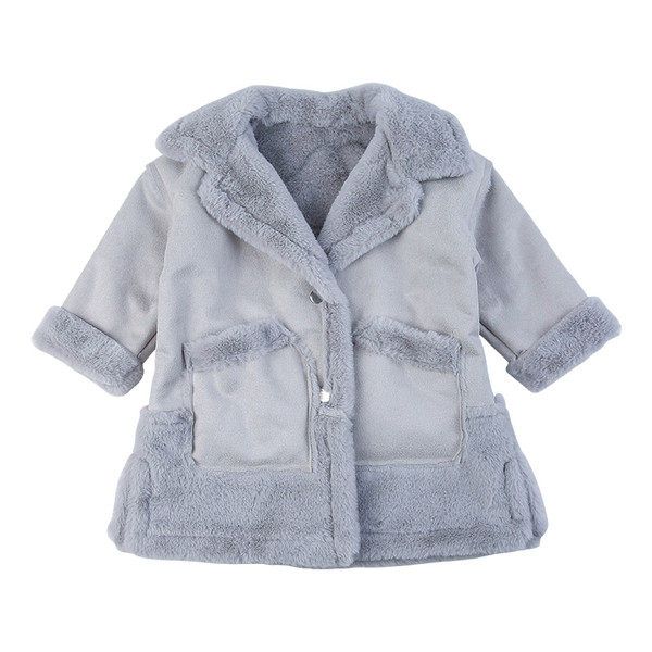 Klassikalise krae ja taskutega uus mudel tüdrukutele mõeldud lastemantel