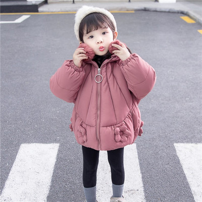 Tüdrukutele sobiv igapäevane lukuga ja udusulgedega laste jope