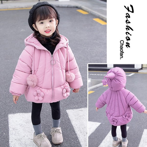 Tüdrukutele sobiv igapäevane lukuga ja udusulgedega laste jope