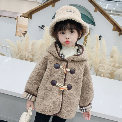 Kapuutsiga ja nööpidega laste sulejope tüdrukutele