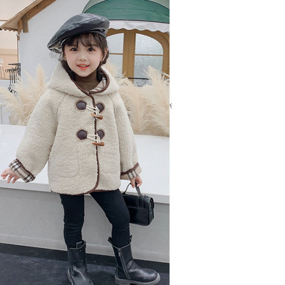 Kapuutsiga ja nööpidega laste sulejope tüdrukutele