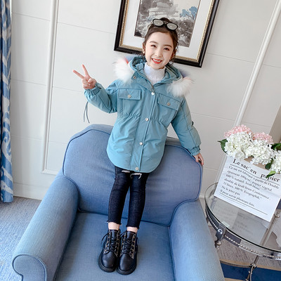 Зимно детско яке с пух на качулката в син цвят