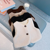 Lühike ovaalse krae ja nööpidega lastevest tüdrukutele