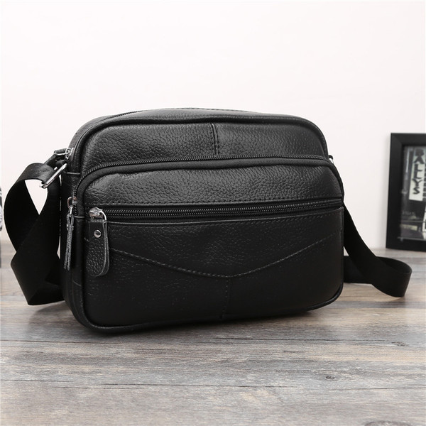 Mažas vyriškas praktiškas trijų modelių krepšys iš eko odos