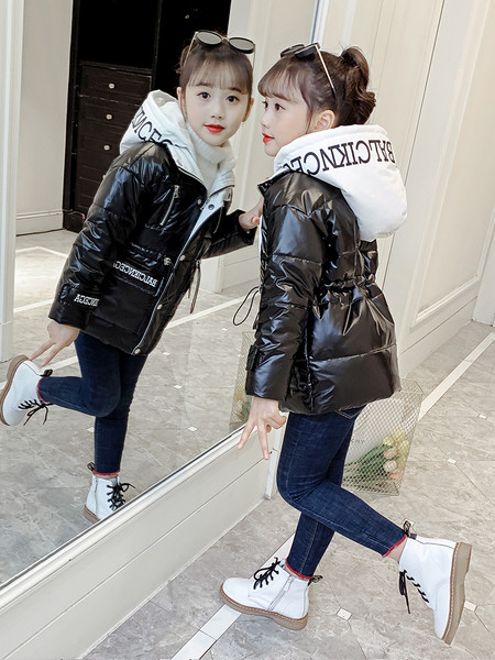 Kapuutsiga musta värvi laste talvejope tüdrukutele