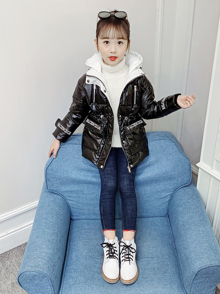 Kapuutsiga musta värvi laste talvejope tüdrukutele