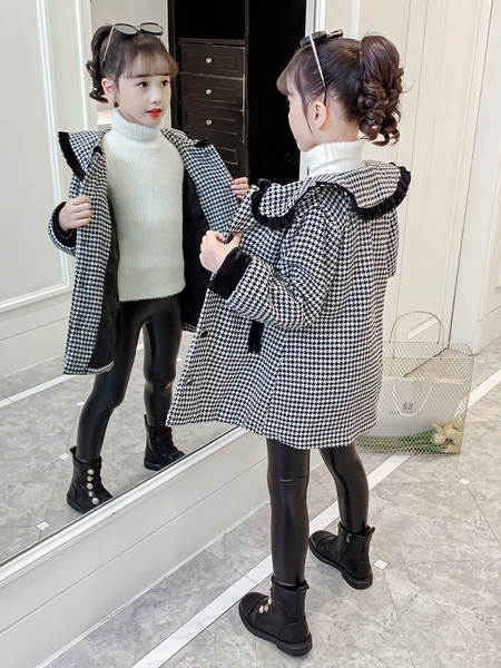 Παιδικό παλτό καρό με γιακά - ένα μακρύ μοντέλο για κορίτσια