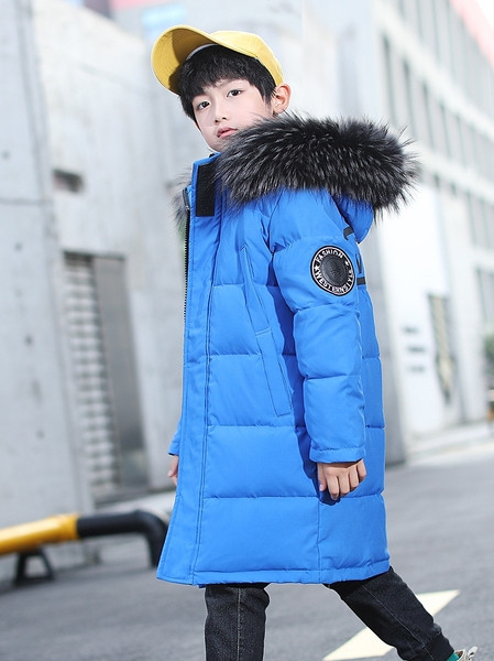 Laste talvejope poistele, kapuutsil pruunid või mustad udusulg