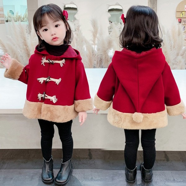 Moodne kapuutsi ja nööpidega laste jope