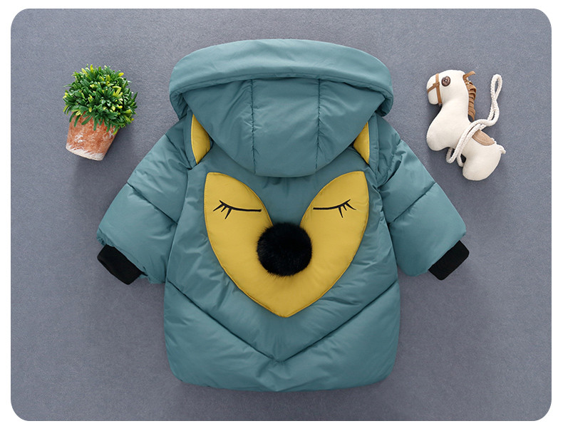 Παιδικό μπουφάν για κορίτσια και αγόρια με κουκούλα και 3D στοιχείο στη πλάτη