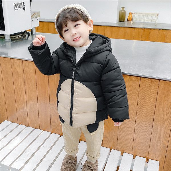 3D elemendi ja kapuutsiga laste jope poistele