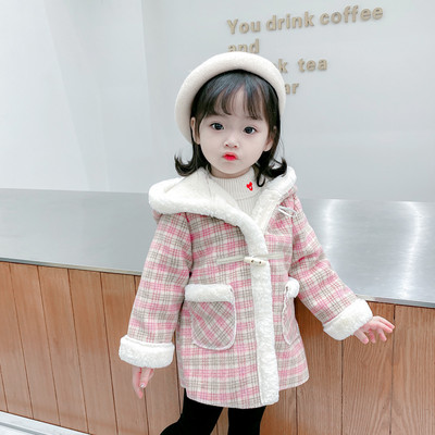 Kapuutsi ja taskutega laste ruuduline mantel tüdrukutele