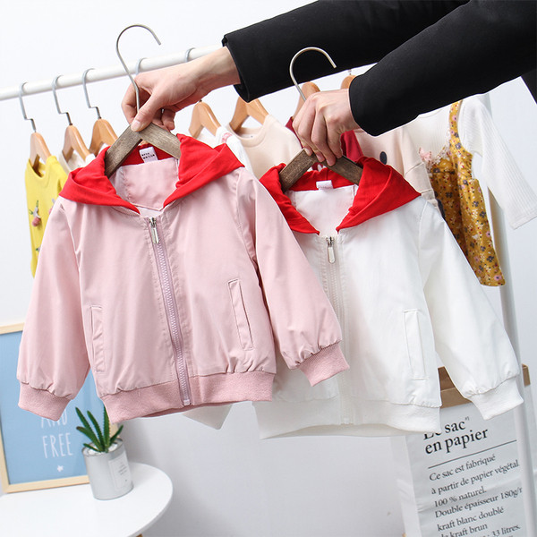 Tikandite ja kapuutsiga igapäevane laste jope tüdrukutele