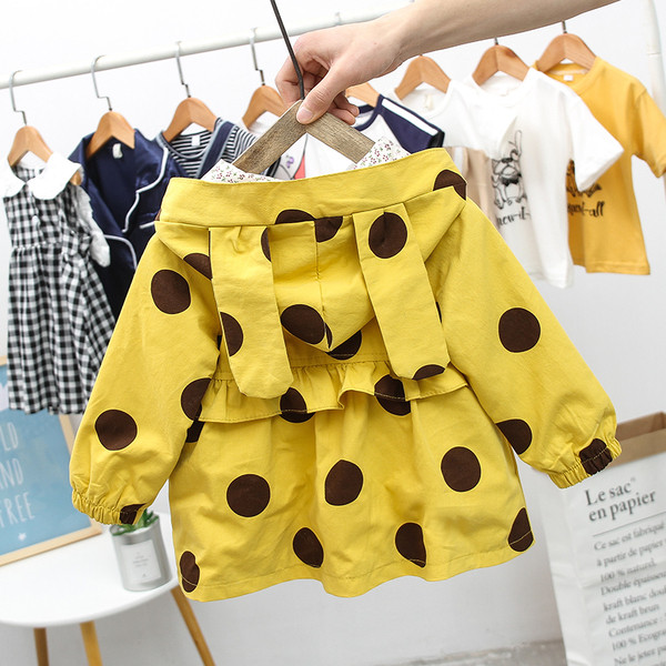 Παιδικό μπουφάν πουά με στοιχεία 3D και κουμπιά για κορίτσια