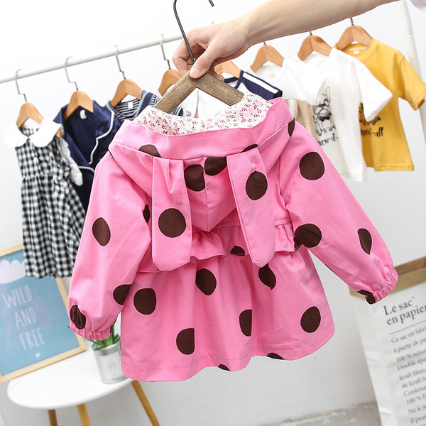 Παιδικό μπουφάν πουά με στοιχεία 3D και κουμπιά για κορίτσια