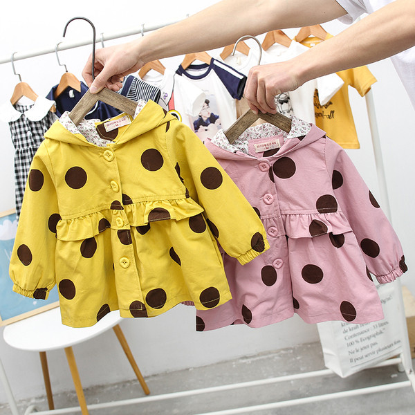 Παιδικό μπουφάν πουά με στοιχεία 3D και κουμπιά για κορίτσια