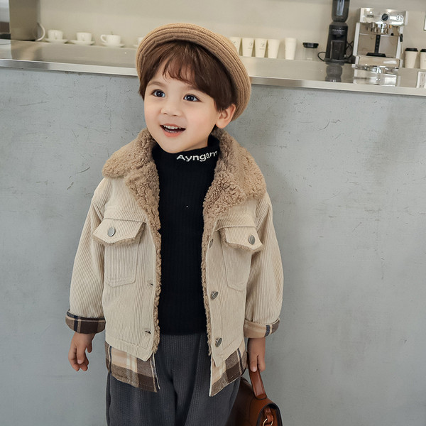 Sule ja nööpidega laste jope poistele